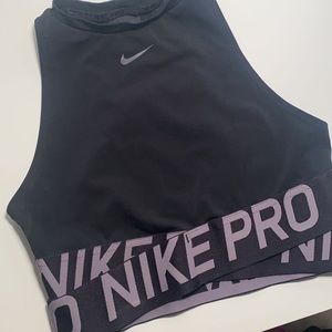 Nike Crop Too